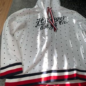 Tommy hoodie size small